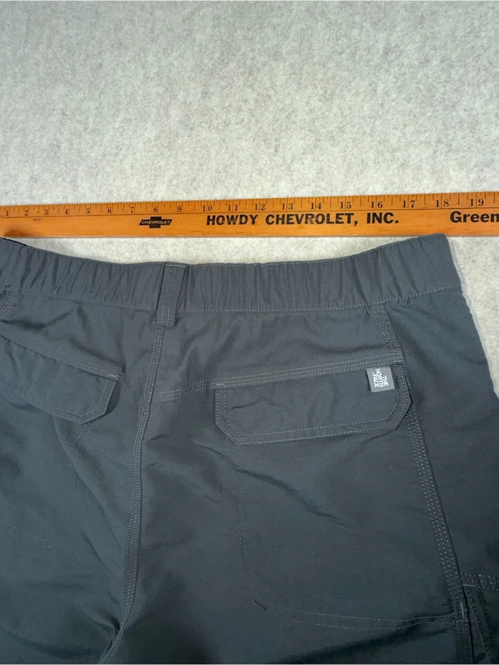 The North Face Men’s paramount peak Cargo Hiking Pants large
